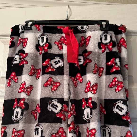 Minnie Mouse Pajama Pants - Picture 2 of 4